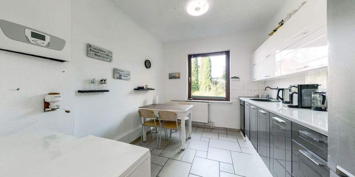 Mehrfamilienhaus, Wohnhaus Ganderkesee - 9 Zimmer, 210 m&sup2;, 399.000&euro; | Angebot:25693011