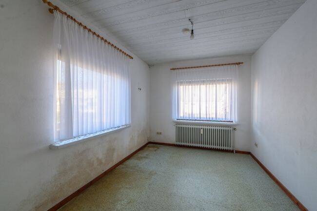 Mehrfamilienhaus, Wohnhaus Delmenhorst Bungerhof - 8 Zimmer, 250 m&sup2;, 489.000&euro; | Angebot:26930441