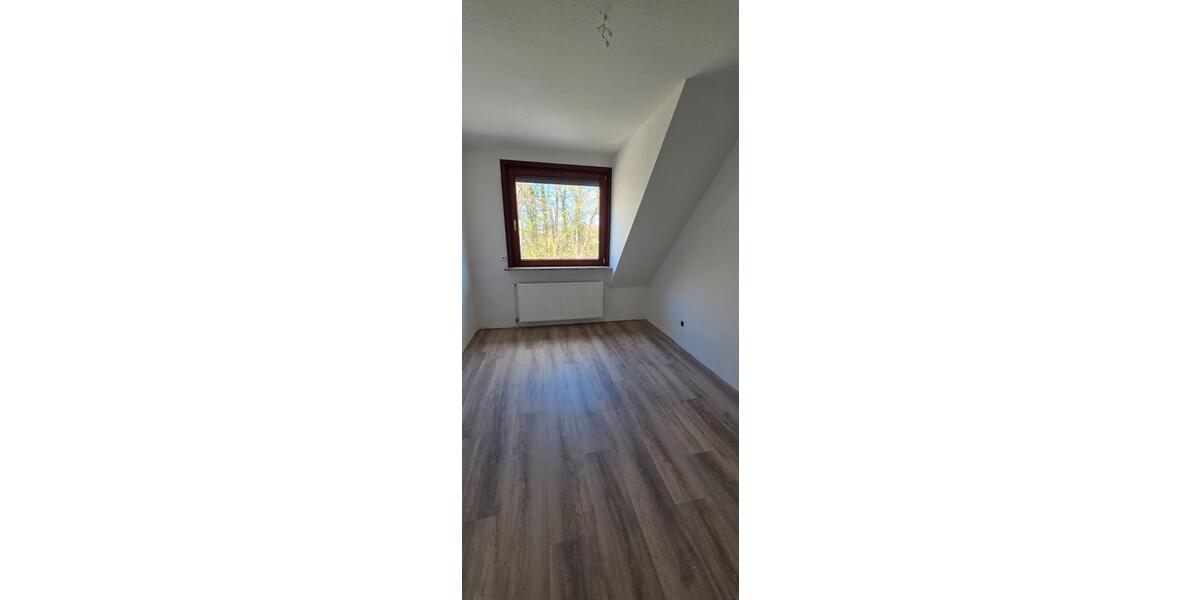 Doppelhaushälfte Stuhr - 6 Zimmer, 125 m&sup2;, 1.350&euro; | Angebot:26164240