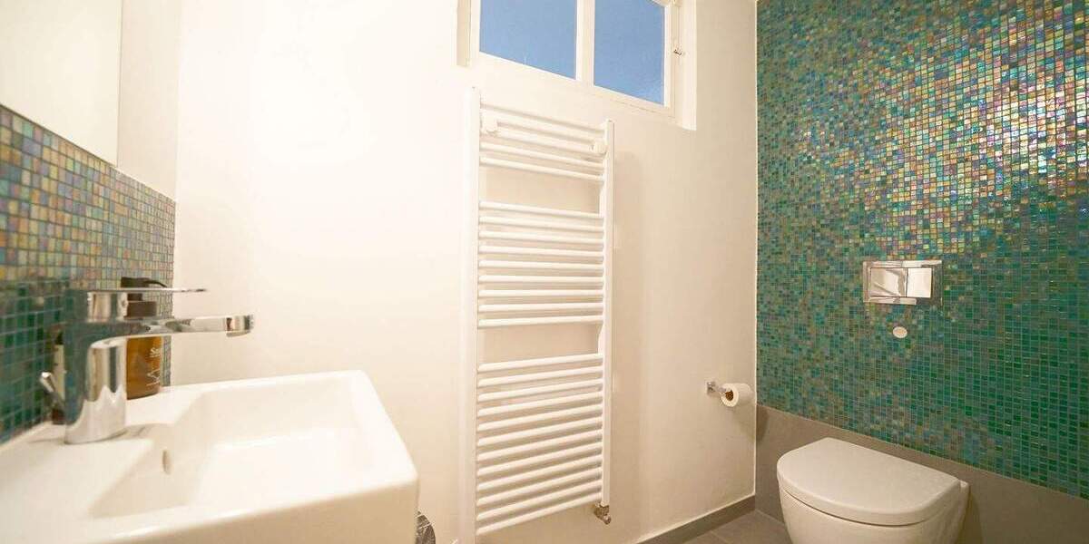 Reihenmittelhaus Bremen Schwachhausen - 8 Zimmer, 207 m&sup2;, 969.000&euro; | Angebot:25769345