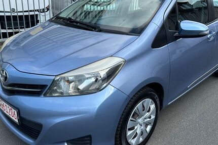 Toyota Yaris 143.200 km 5.840 &euro; Bremen 28215