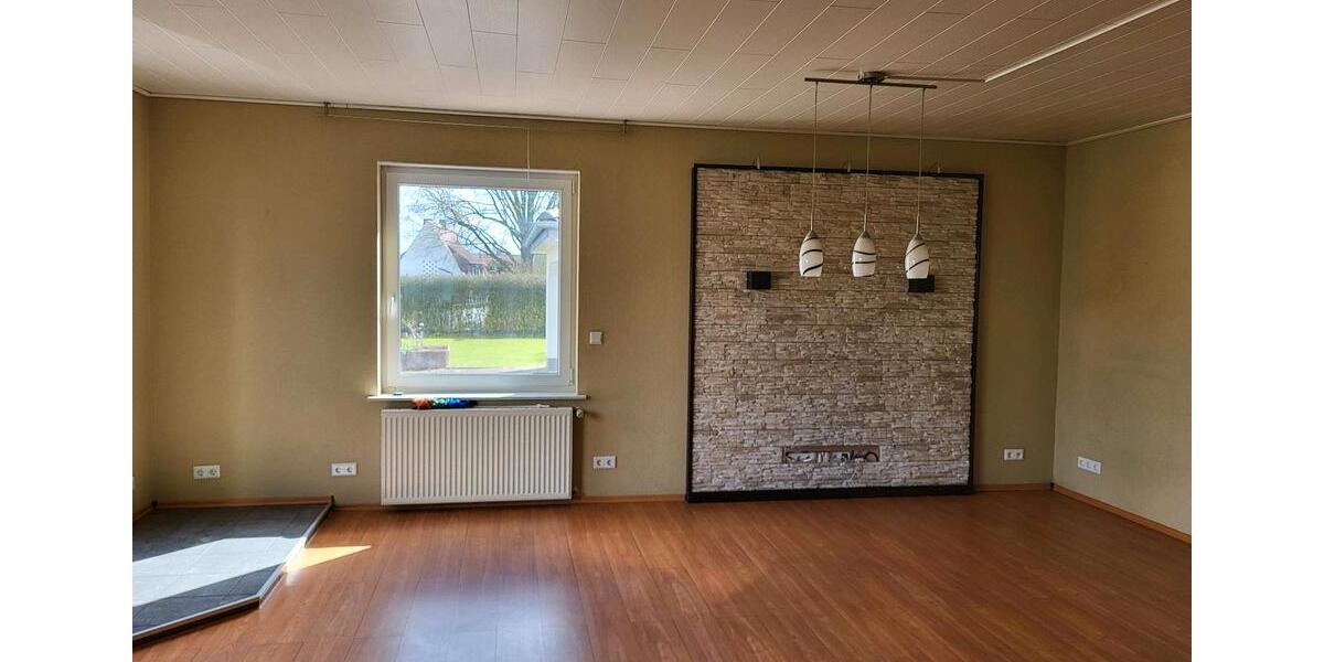 Erdgeschoßwohnung Bremen Burglesum - 4.5 Zimmer, 125 m&sup2;, 1.350&euro; | Angebot:25988237