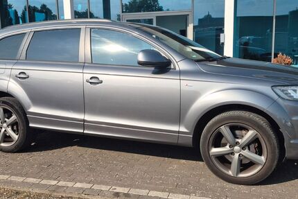 Audi Q7 280.127 km 13.900 € Achim 28832