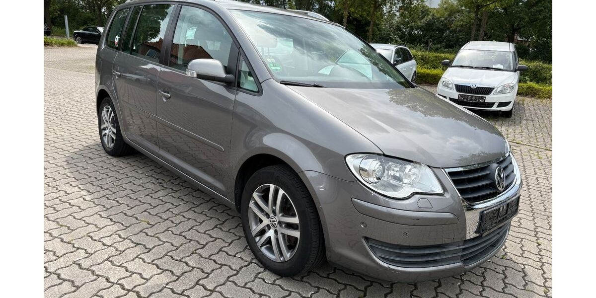 VW Touran 225.350 km 3.490 &euro; Bremen 28357