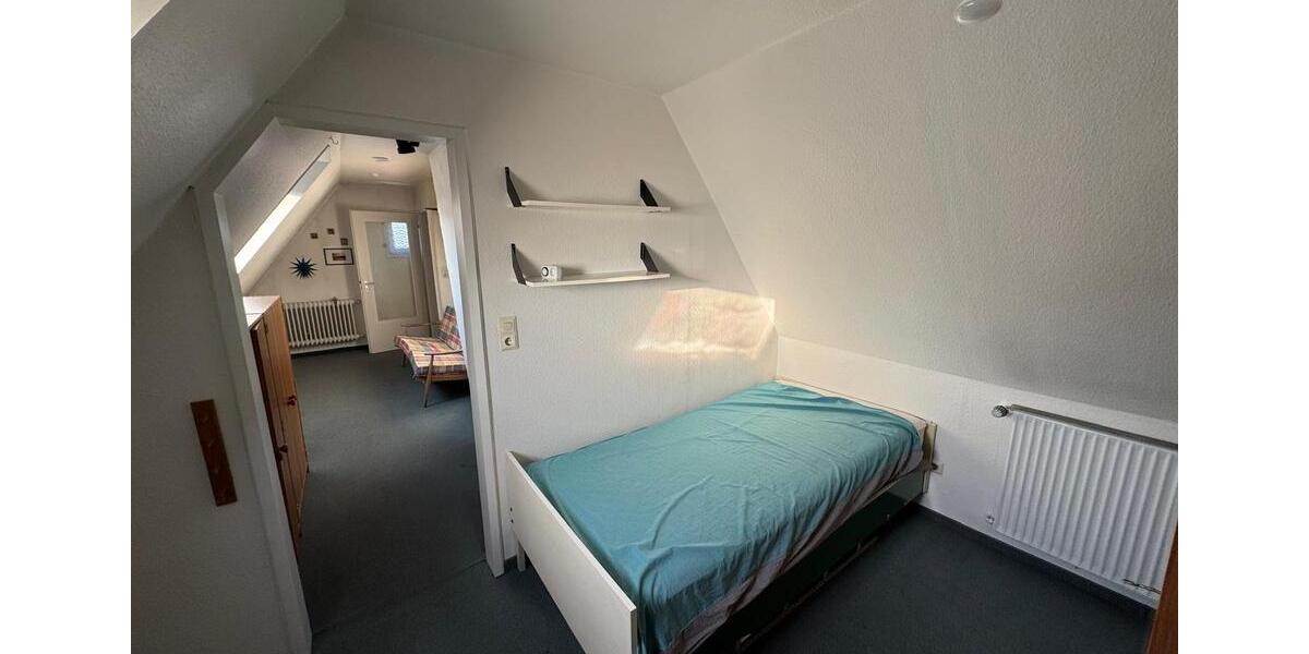 Dachgeschoßwohnung Syke - 4 Zimmer, 90 m&sup2;, 900&euro; | Angebot:24977177