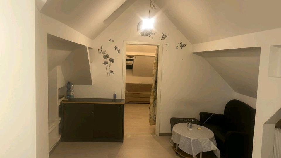 Dachgeschoßwohnung Bremen Gröpelingen - 1 Zimmer, 50 m&sup2;, 800&euro; | Angebot:24615081