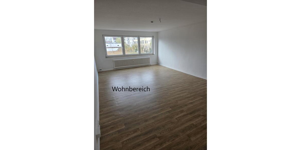Etagenwohnung Bremen Häfen - 3 Zimmer, 115 m&sup2;, 800&euro; | Angebot:26145747