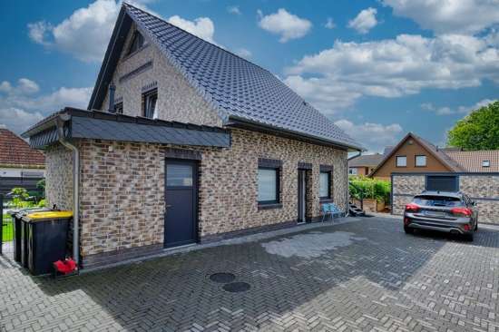 Haus zum Kaufen in Ganderkesee Bookholzberg 379.900 € 140 m²