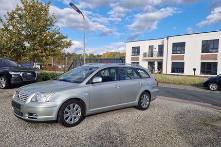 Toyota Avensis 219.500 km 2.750 € Achim 28832