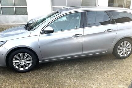 Peugeot 308 69.500 km 11.900 &euro; Bremen 28259