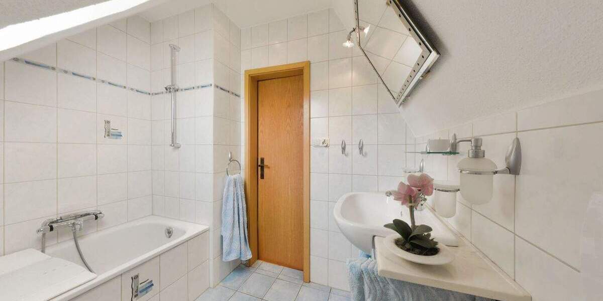 Doppelhaushälfte Delmenhorst Schafkoven/Donneresch - 3 Zimmer, 75 m&sup2;, 199.000&euro; | Angebot:25800416