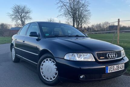 Audi A4 215.000 km 5.190 &euro; Blender 27337