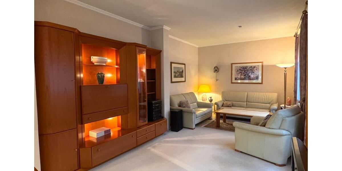 Einfamilienhaus Bremen Oberneuland - 9 Zimmer, 212 m&sup2;, 595.000&euro; | Angebot:26897781