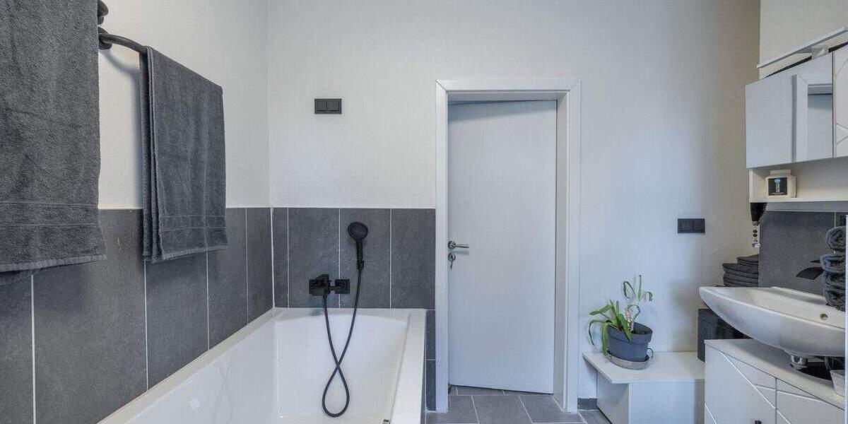 Mehrfamilienhaus, Wohnhaus Grasberg Adolphsdorf - 6 Zimmer, 219 m&sup2;, 285.000&euro; | Angebot:25727274