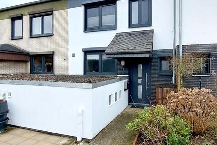 Haus Stuhr - 5 Zimmer, 122 m&sup2;, 319.000&euro; | Angebot:25300493