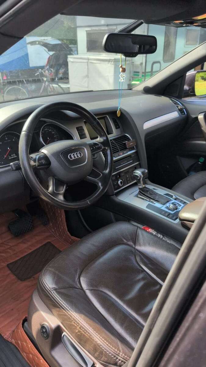 Audi Q7 270.000 km 8.000 € Bremen 28259