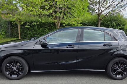 Mercedes-Benz A 180 142.900 km 8.450 &euro; Bremen-Stuhr 28816
