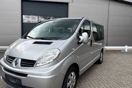 Renault Trafic 153.000 km 6.499 &euro; Ganderkesse 27777