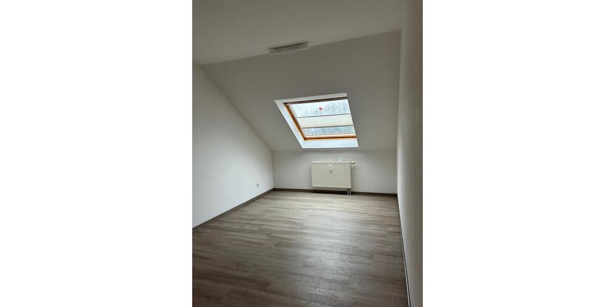 Dachgeschoßwohnung Stuhr - 2 Zimmer, 50 m&sup2;, 690&euro; | Angebot:24950768