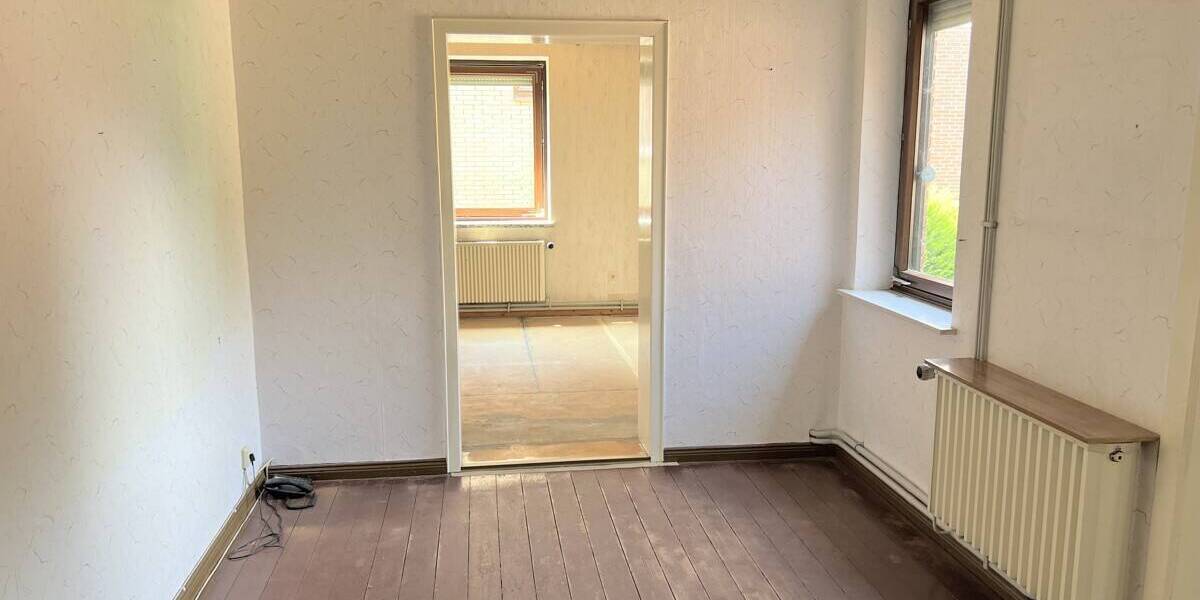 Einfamilienhaus Bremen / Rekum Rekum - 5 Zimmer, 112 m&sup2;, 165.000&euro; | Angebot:25800396