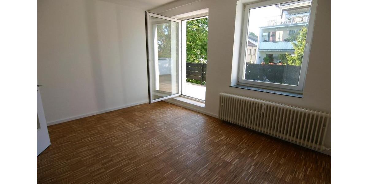 Etagenwohnung Bremen Östliche Vorstadt - 2 Zimmer, 67 m&sup2;, 870&euro; | Angebot:26648626