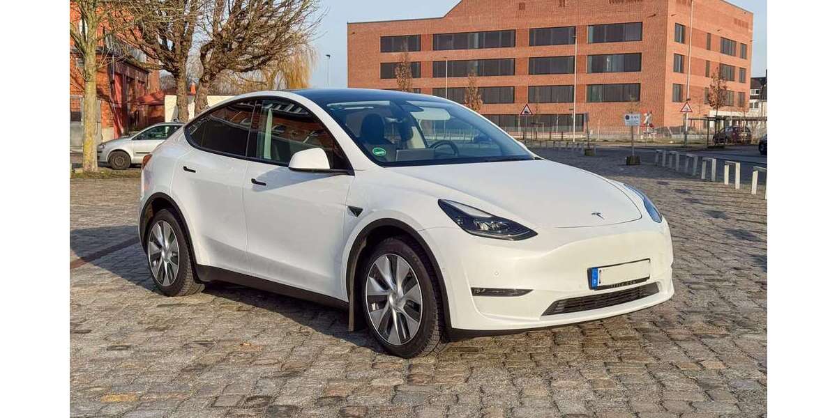 Tesla Model Y 71.879 km 34.900 &euro; Bremen 28217