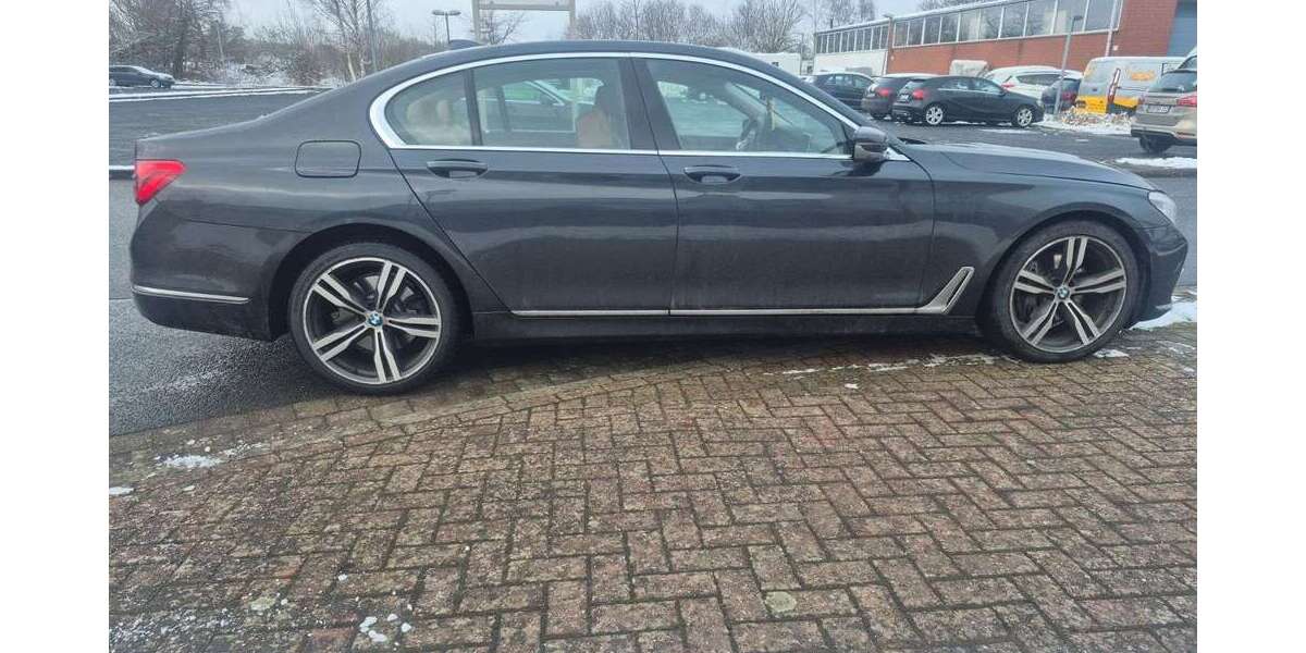 BMW 740 135.515 km 22.900 &euro; Achim 28832