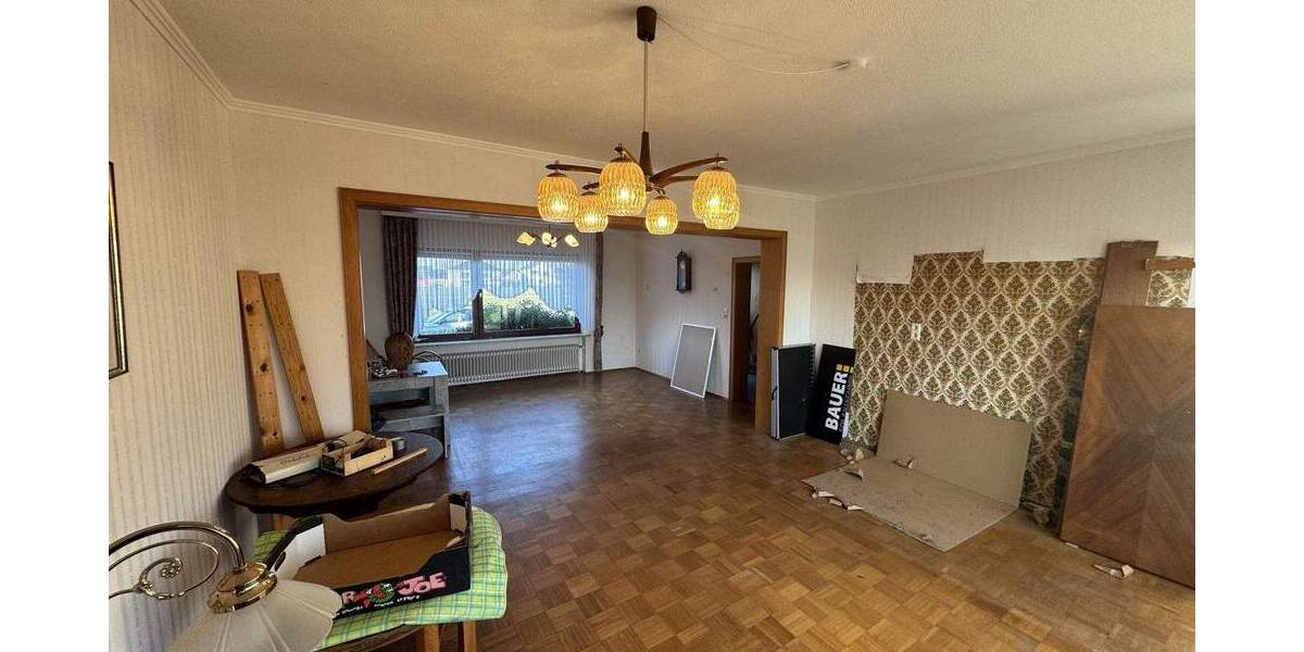 Doppelhaushälfte Emtinghausen - 5 Zimmer, 159 m&sup2;, 242.000&euro; | Angebot:25770227