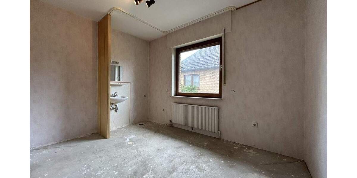 Einfamilienhaus Bassum - 6 Zimmer, 153 m&sup2;, 265.000&euro; | Angebot:25192620