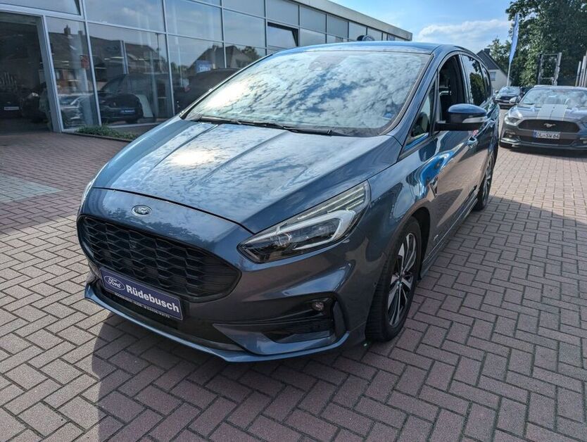 S-Max