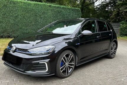 VW Golf 115.000 km 15.200 &euro; Hude 27798