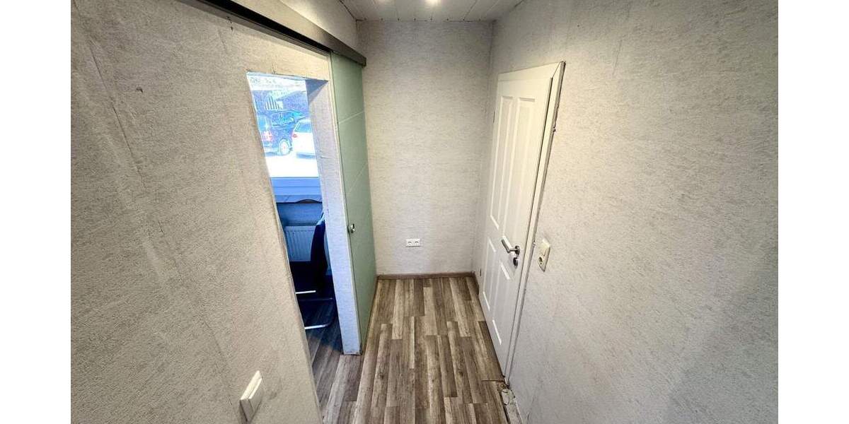 Mehrfamilienhaus, Wohnhaus Ritterhude - 7 Zimmer, 218 m&sup2;, 310.000&euro; | Angebot:25685803