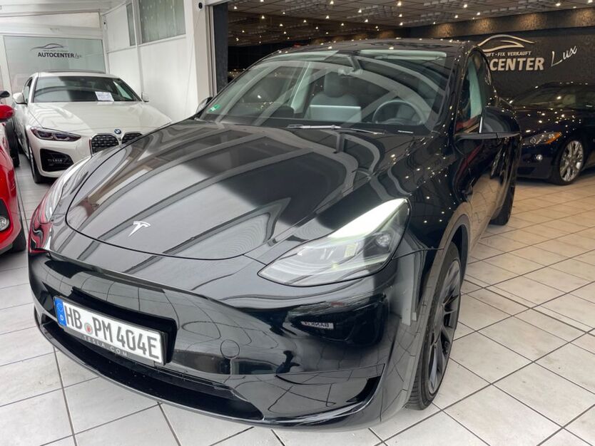 Tesla Model Y 29.000 km 34.499 € Bremen 28201