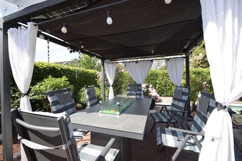 Urlaubsfeeling jeden Tag – Modernes Einfamilienhaus mit Pool, Whirlpool & PV-Anlage - Einfamilienhaus Syke Syke | Angebot:27090927