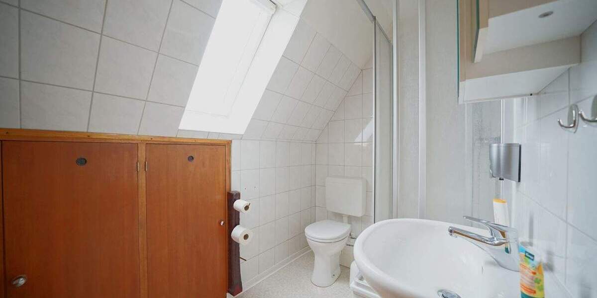 Doppelhaushälfte Bremen Blumenthal - 7 Zimmer, 154 m&sup2;, 270.000&euro; | Angebot:25669636