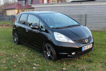 Honda Jazz 124.000 km 3.950 &euro; Bassum 27211