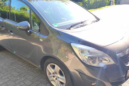 Opel Meriva 107.300 km 5.200 &euro; Bremen 28719