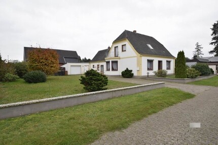 Solides Haus aus 1937 mit 939m2 Grundstück Garage Garten 5 zimmer