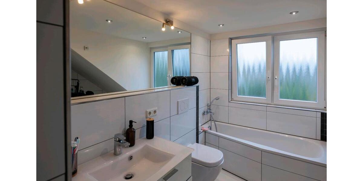 Wohlfühlambiente - modernisiertes und saniertes Reihenmittelhaus 4 zimmer