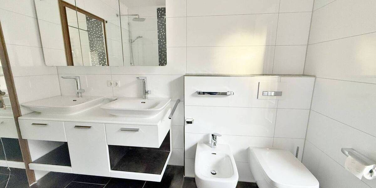 Einfamilienhaus Stuhr Brinkum - 5 Zimmer, 250 m&sup2;, 649.000&euro; | Angebot:26189530