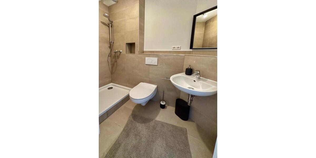 Erdgeschoßwohnung Bremen Häfen - 2 Zimmer, 38 m&sup2;, 890&euro; | Angebot:25055990