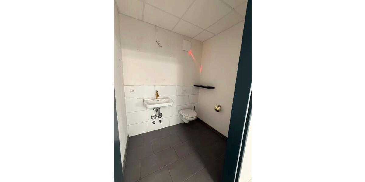 Gewerbeobjekt Bremen Häfen - 2.100&euro; | Angebot:26610826