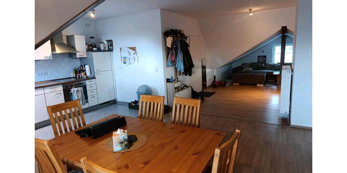 Dachgeschoßwohnung Bremen Blumenthal - 2 Zimmer, 77 m&sup2;, 790&euro; | Angebot:27732612