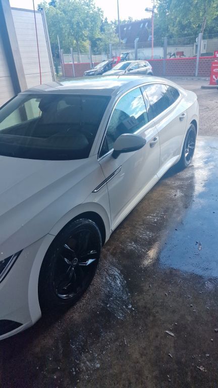 VW Arteon 92.000 km 20.800 € Bremen 28355