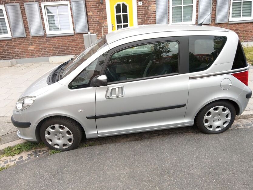 Peugeot 1007 151.000 km 2.700 € bremen 28239