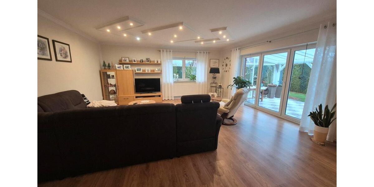 Bungalow Ganderkesee - 3 Zimmer, 126 m&sup2;, 378.000&euro; | Angebot:23810535