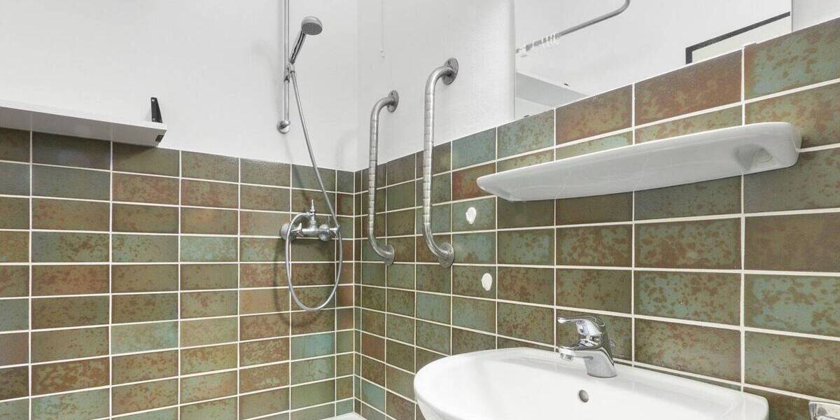 Mehrfamilienhaus, Wohnhaus Achim Uesen - 7 Zimmer, 272 m&sup2;, 449.000&euro; | Angebot:26742977