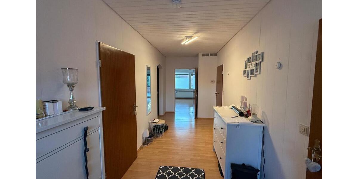 Dachgeschoßwohnung Hude (Oldenburg) - 3 Zimmer, 95 m&sup2;, 825&euro; | Angebot:25239144