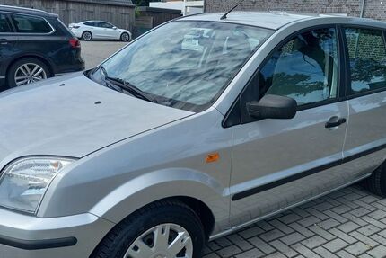 Ford Fusion 96.800 km 3.750 &euro; Achim 28832