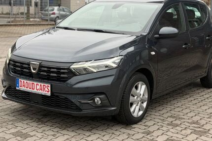 Dacia Sandero 94.000 km 8.499 &euro; Bremen 28259